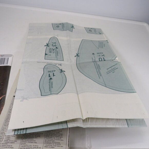 Burda 4236 Sewing Pattern Sheep Lamb Doll with Clothes UNCUT - Picture 7 of 7